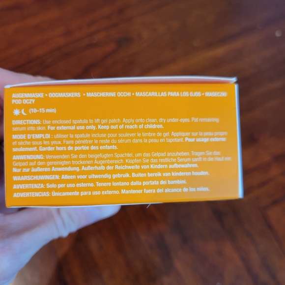 Arbonne Gel Eye Masks *NWT* - Picture 5 of 8